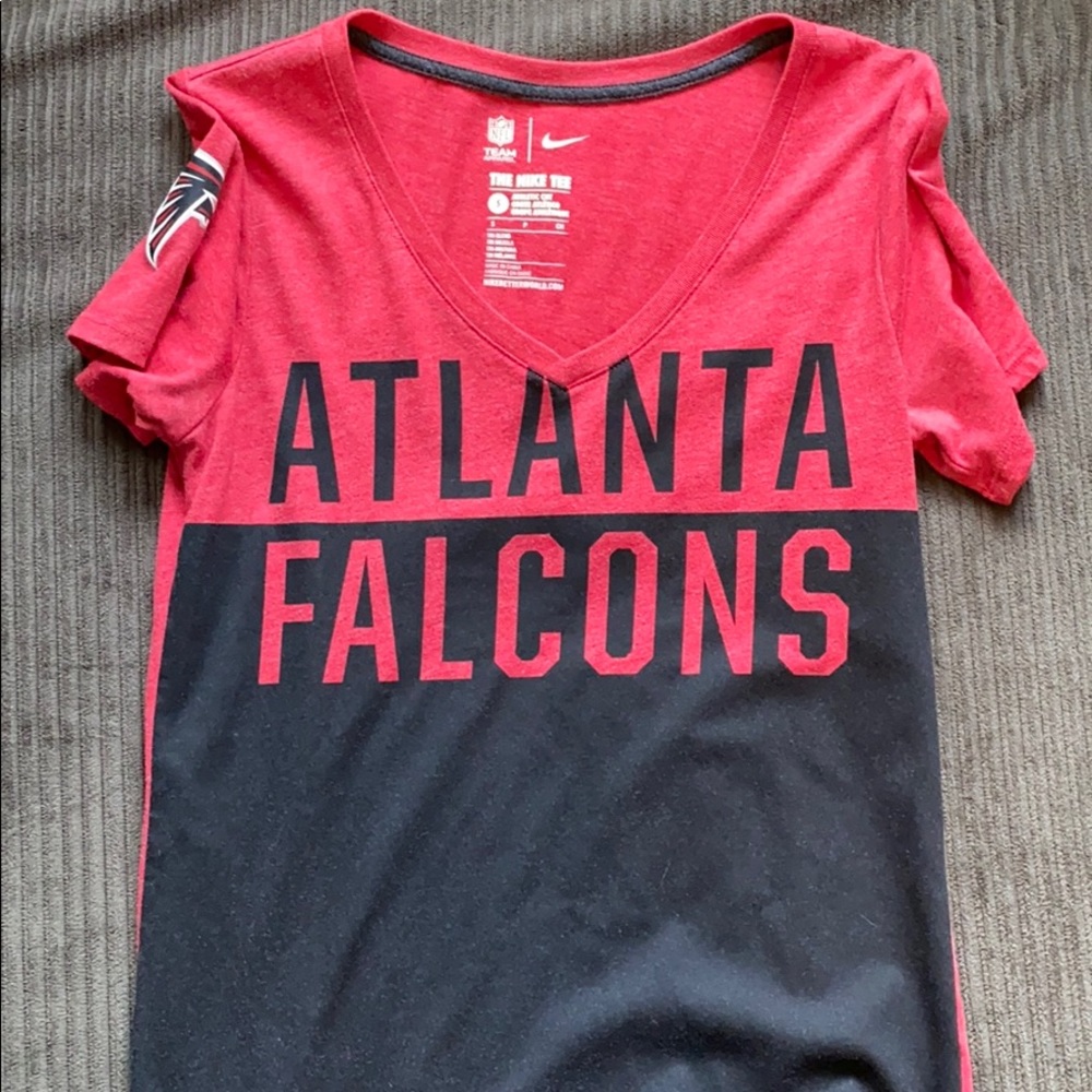 Nike Women’s Atlanta Falcons Short Sleeve Tee